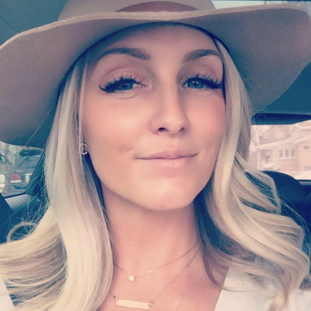 Meet your Posher, Brianna